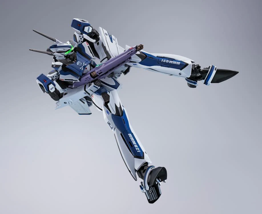 VF-25 Messiah Valkyrie Worldwide Anniversary Ver. Chogokin - Image 6