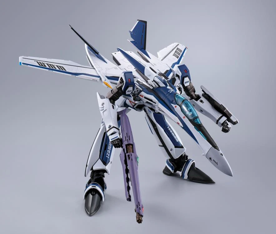 VF-25 Messiah Valkyrie Worldwide Anniversary Ver. Chogokin - Image 8