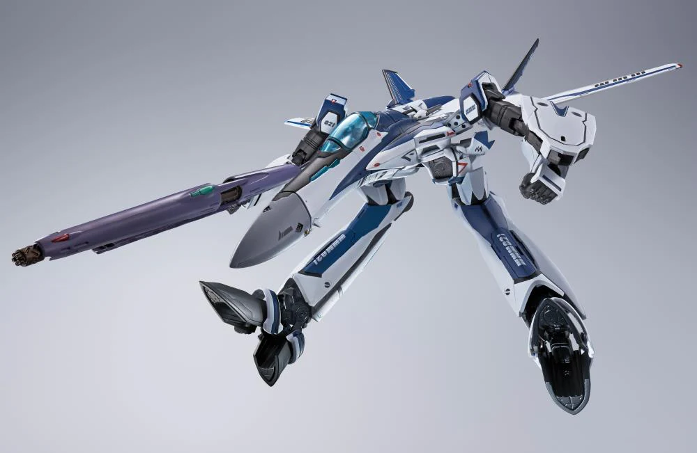 VF-25 Messiah Valkyrie Worldwide Anniversary Ver. Chogokin - Image 9